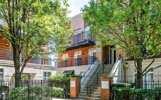 Foto principal - 1033 E 46th St