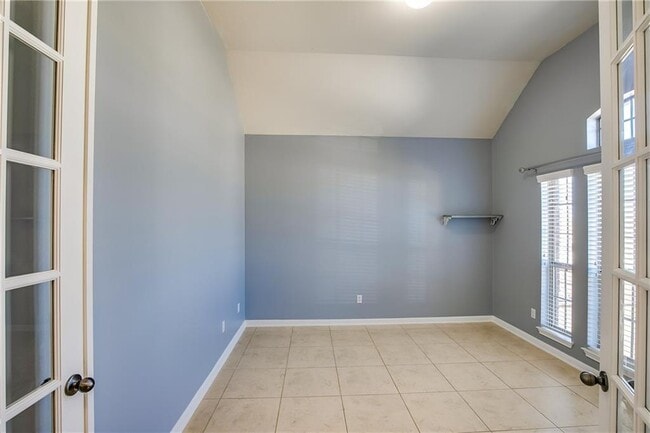 Building Photo - 2328 Lookout Range Dr