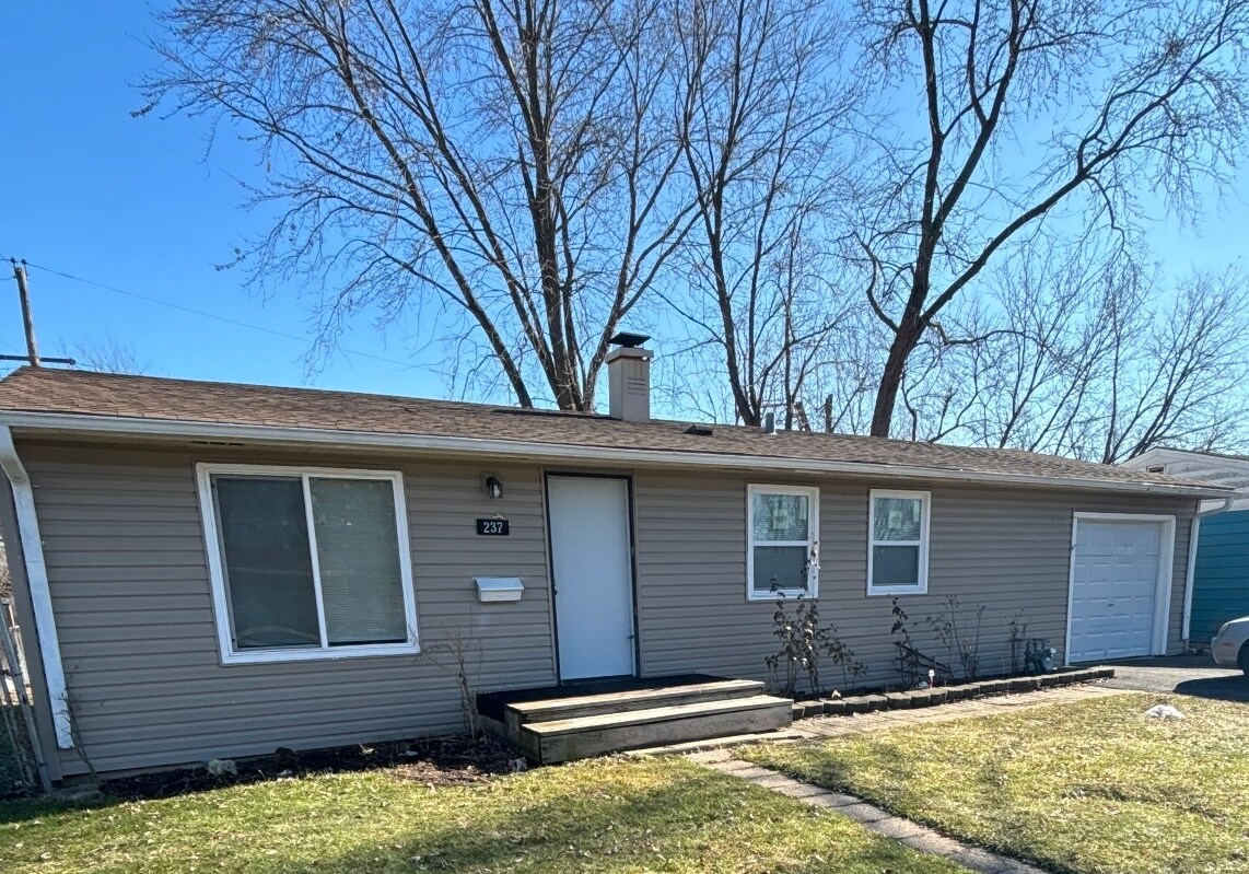 Primary Photo - 237 Harrison St