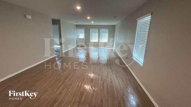 Foto del edificio - 4151 Saw Mill Peak Ln