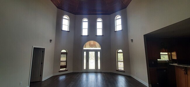 Foto del edificio - 30 Caudill Rd