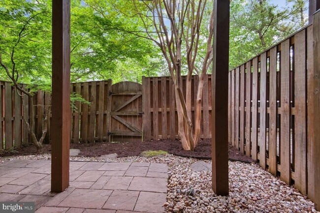 Foto del edificio - 11572 Cavalier Landing Ct