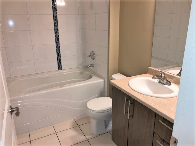 Photo du bâtiment - 45585-45585 Keith Wilson Rd