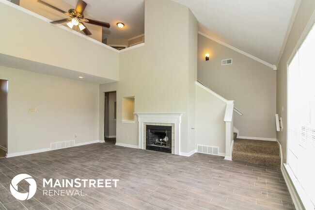 Foto del edificio - 7299 Pinnacle Oaks Dr