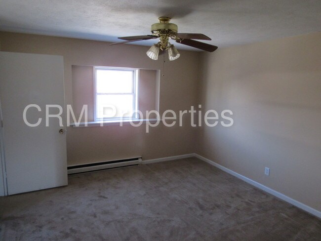 Building Photo - 1233 W Jackson St