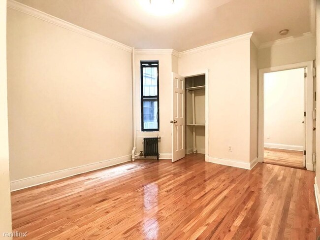 Foto del edificio - 2 br, 1 bath Apartment - 200 W 102nd St