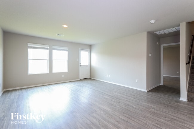 Building Photo - 1915 Morse Way