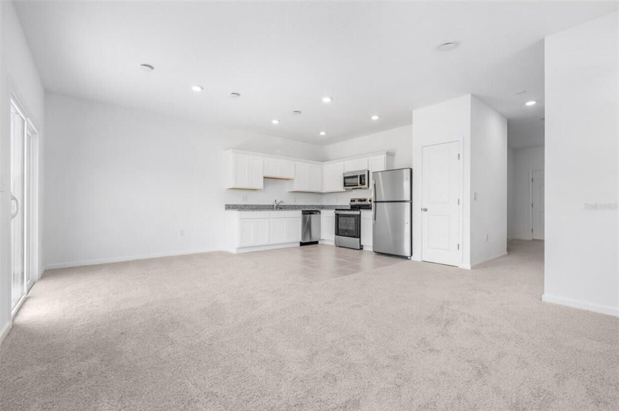 Building Photo - 3265 Vesara Dr