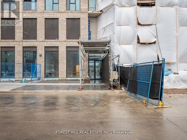 Building Photo - 1-301 Jarvis St