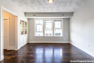 Building Photo - 205-207 L St