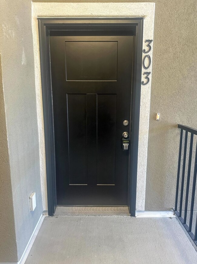 Building Photo - Modern Living in Lehi | New Build | Silico...