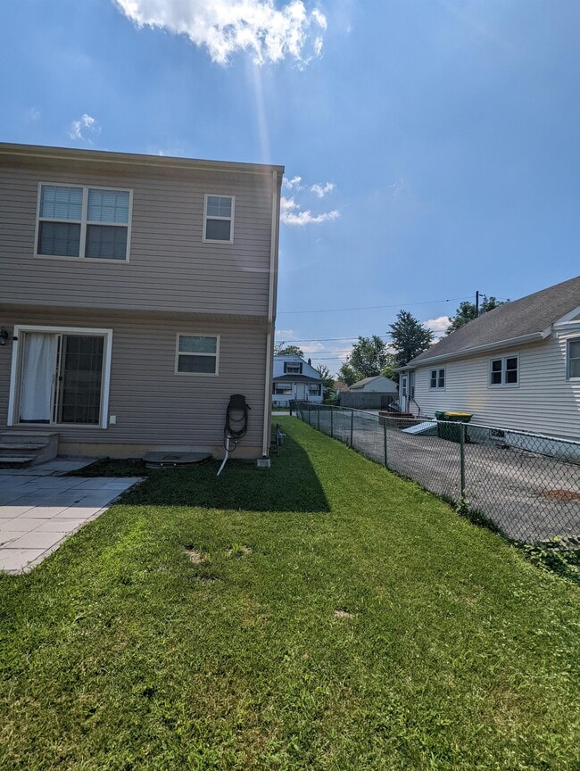 6 Tyrone Ave, New Castle, DE 19720 House Rental in New Castle, DE