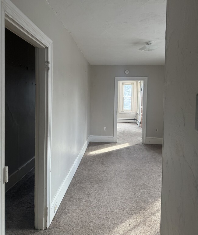 Building Photo - 139 Yost Ave