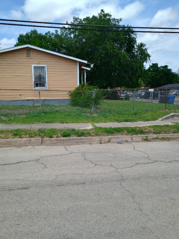 Building Photo - 162 Sterling Dr
