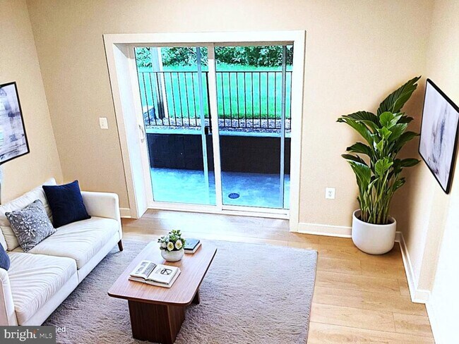 Foto del edificio - 10590 Red Oak St