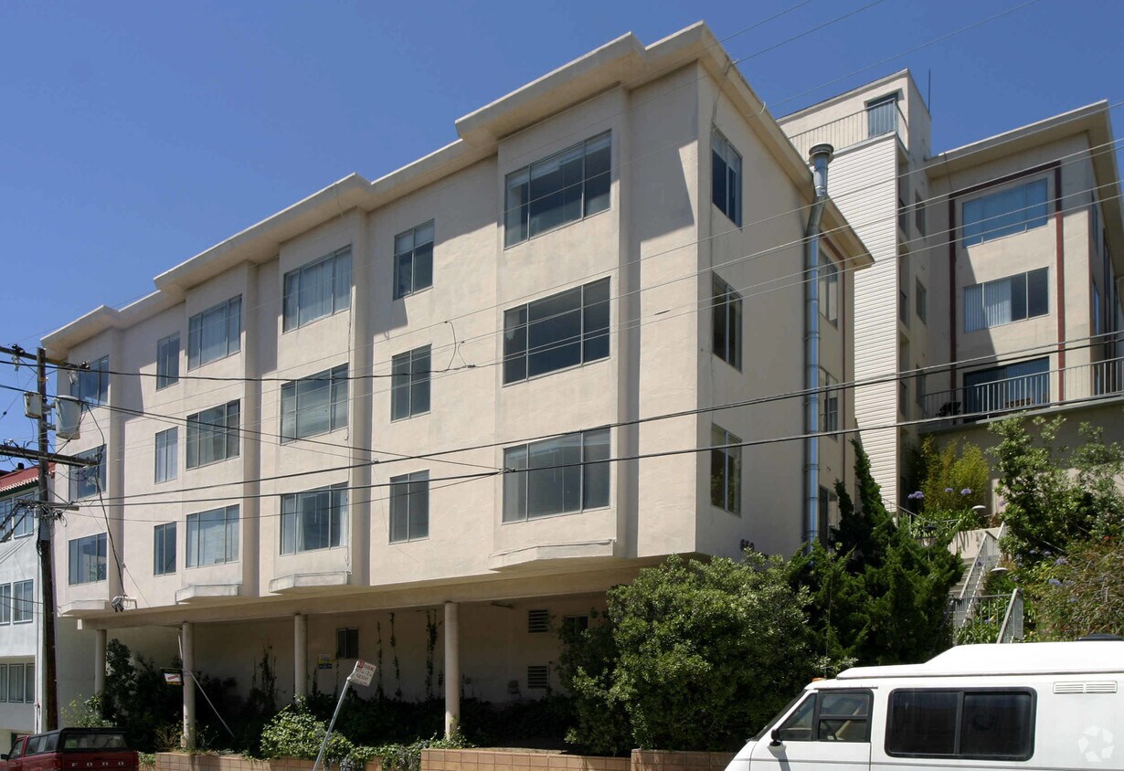 Primary Photo - 650 Alvarado