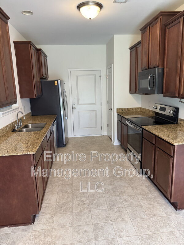 Building Photo - 478 Freshwater Dr