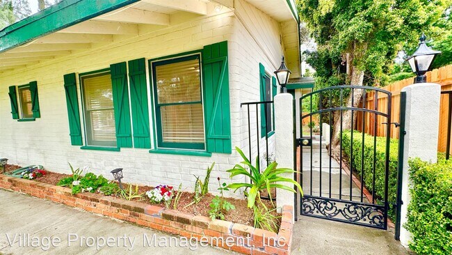 Building Photo - 2 br, 1 bath House - 1147 East Alvarado St...