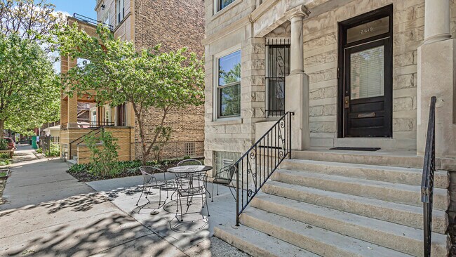 Building Photo - 2619 W Rice St