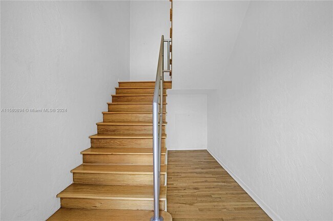 Foto del edificio - 1600 Michigan Ave