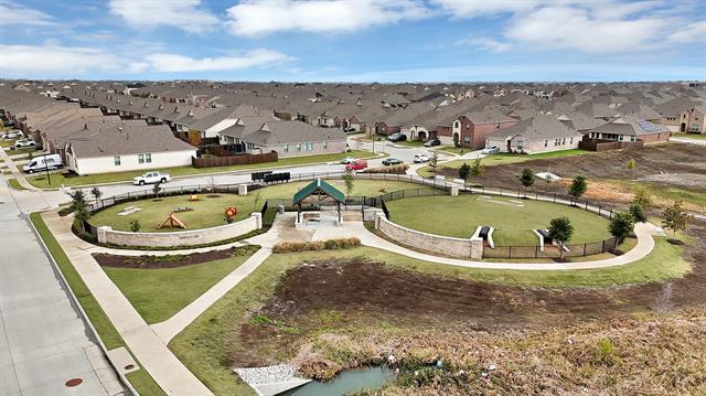 Foto del edificio - 1216 Sassafras Dr