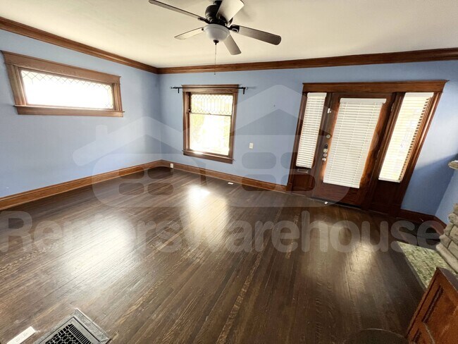 Foto del edificio - 4217 Campbell St