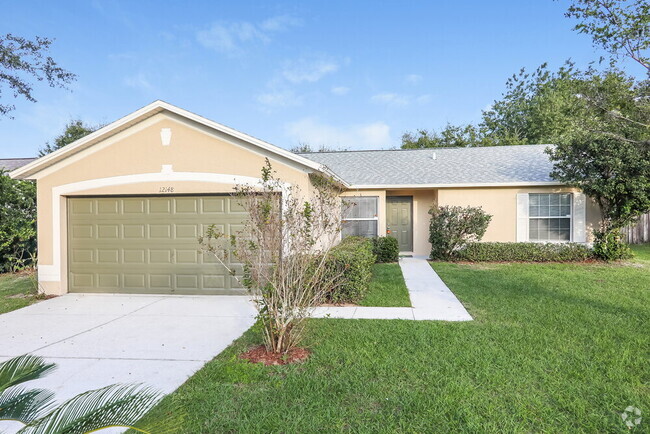 Building Photo - 12148 Woodglen Cir