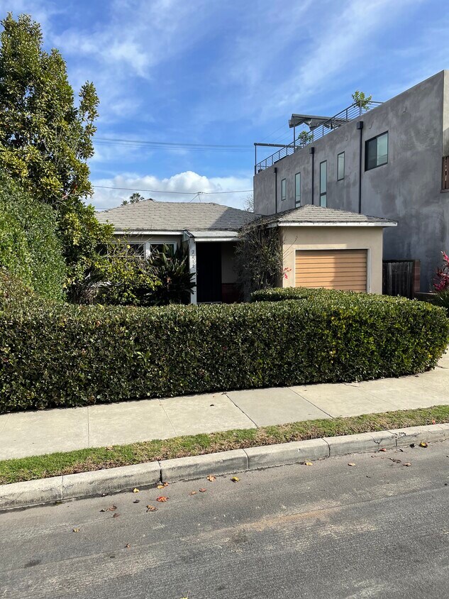2412 Frey Ave, Venice, CA 90291 House Rental in Venice, CA