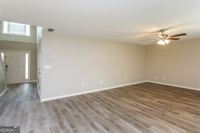 Foto del edificio - 3487 Temple Ridge Ct SW
