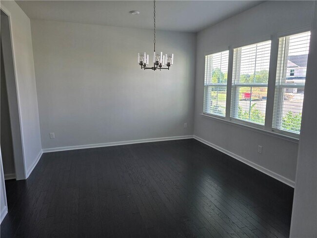 Foto del edificio - 7525 Garvin Ct