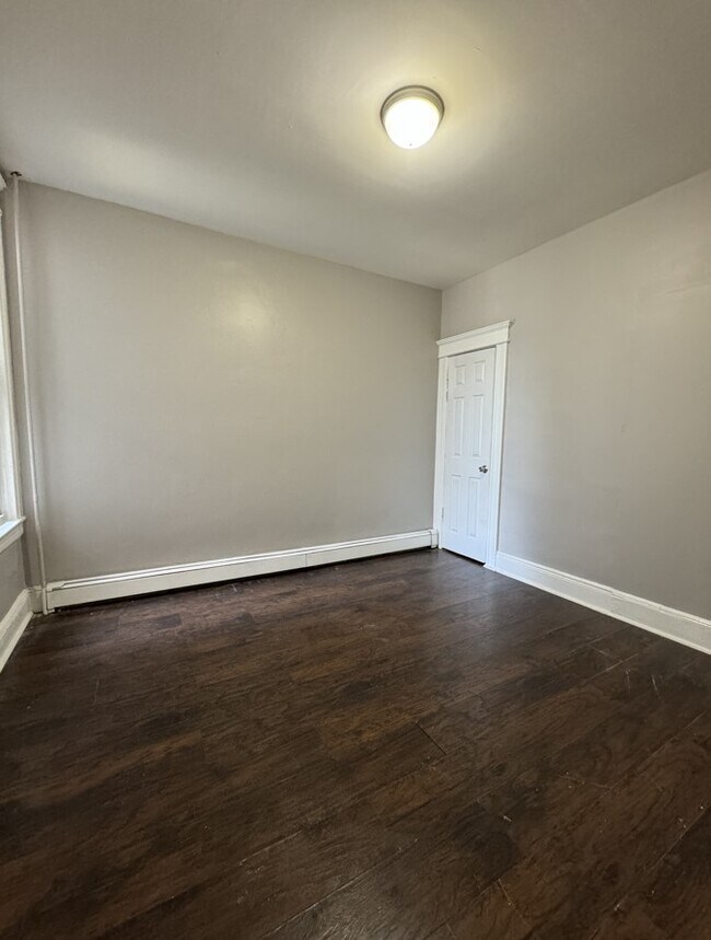 Foto del edificio - 159 Bidwell Ave