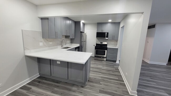 Foto del edificio - 378 Sandalwood Ln