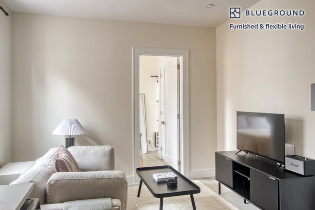 Foto del edificio - 138 E 38th St