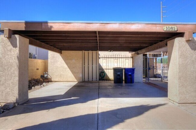 Building Photo - 1081 N Firewood Pl