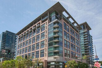 Building Photo - 1111 S Grand Ave