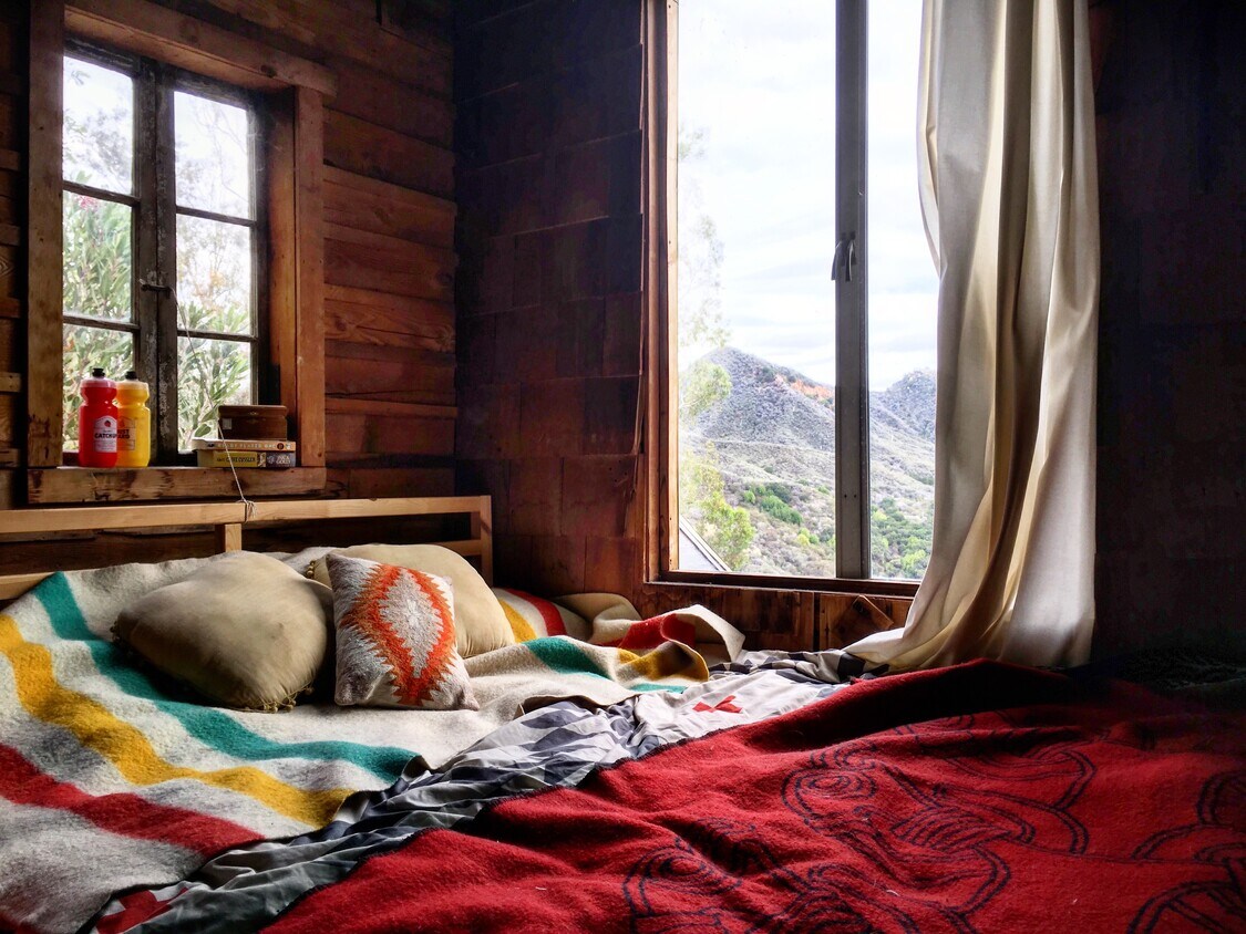 Wake up to views of the ridgeline - 19822 Grand View Dr