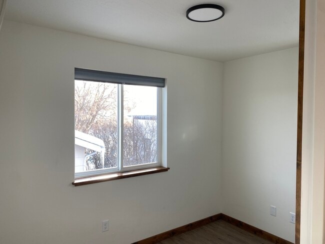 Bedroom 1 - 1410 S 5th St W