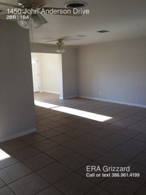 Building Photo - 1450 John Anderson Dr