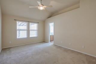 Building Photo - 424 Emerald Creek Dr