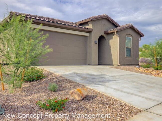 Foto del edificio - 5 br, 3 bath House - 13255 E Cliff Heights...