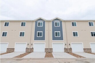 Building Photo - 21155 Gosling Rd
