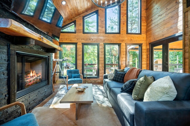 Building Photo - 58 Wagon Wheel Ct