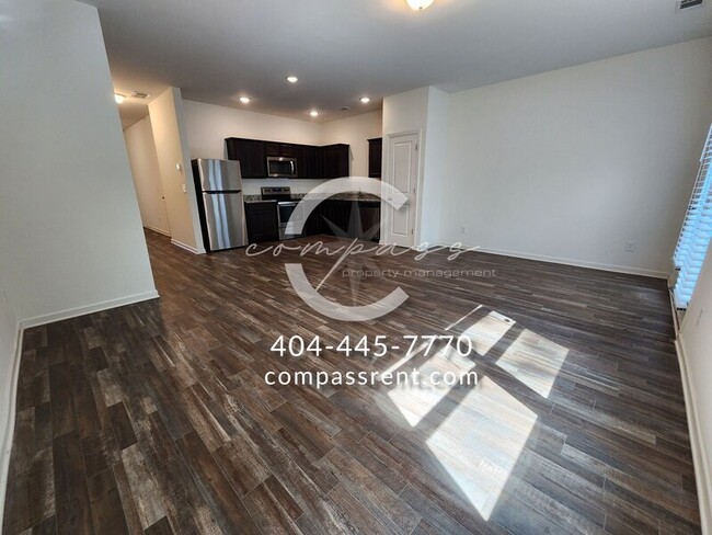 Building Photo - 2365 Camden Oak Way