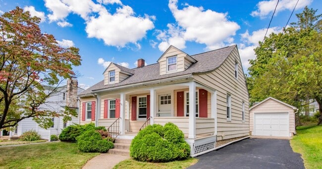 Building Photo - 11 Grampian Blvd