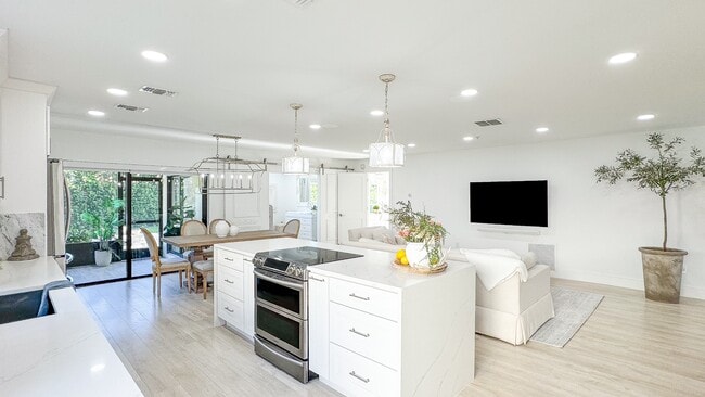 Photo - 2766 Carnation Ct House