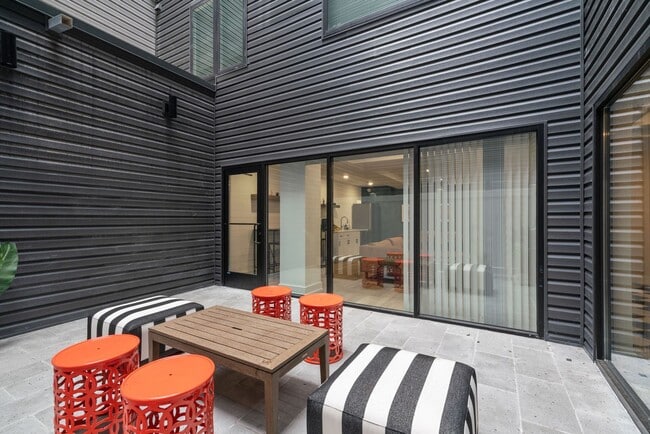 Interior Photo - The Crown on Leland