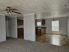 Building Photo - 130 Lynnwood Cir Building Photo - 130 Lynnwood Cir