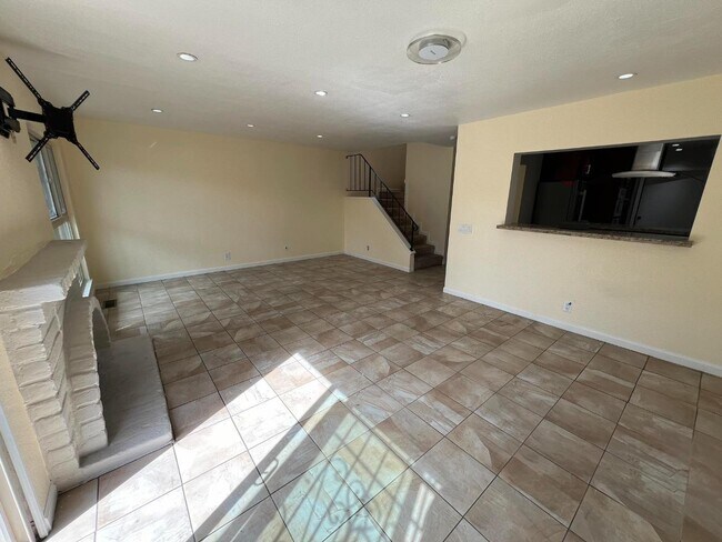 Foto del edificio - 1331 Felton St