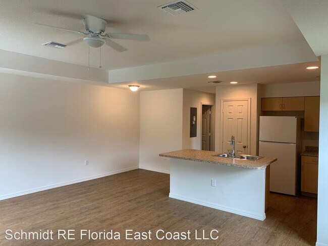 Building Photo - 2 br, 1 bath House - S. 7th Street A & B