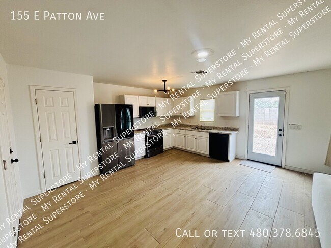 Foto del edificio - 155 E Patton Ave